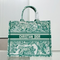 Christian Dior Shopping Bags